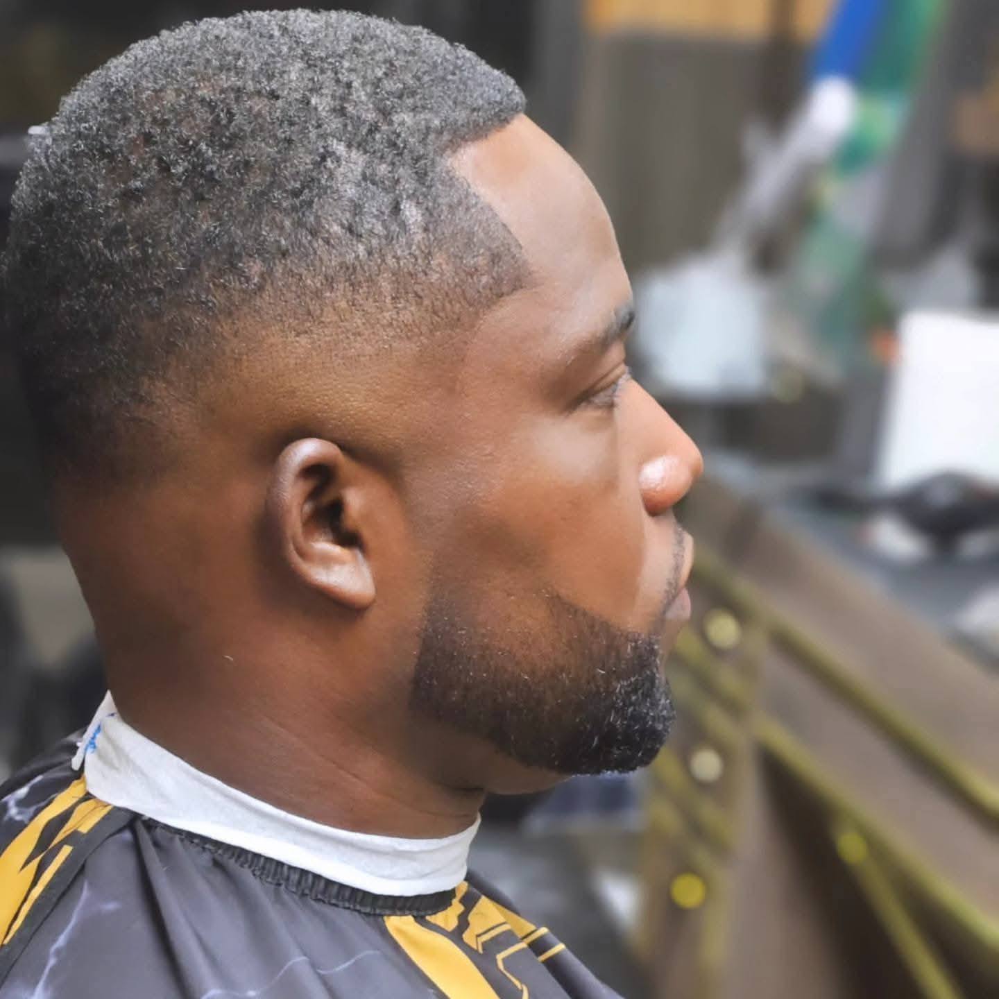 Taglio e barba rifiniti da Panorama Barber Shop